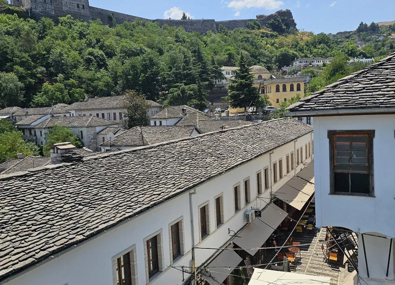 Bazaar Central Rooms Gjirokastër 0*,  Albânia